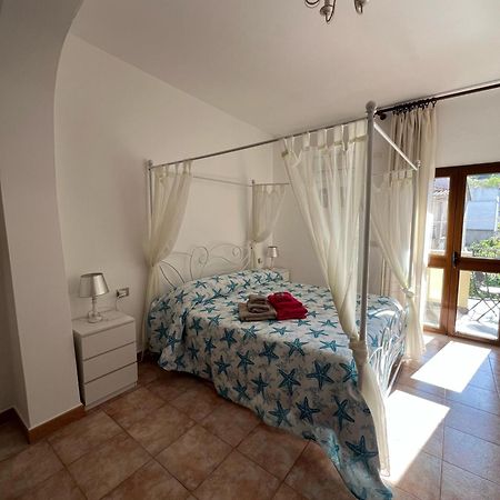 Bed&Breakfast Le petunie Bari Sardo Exterior foto
