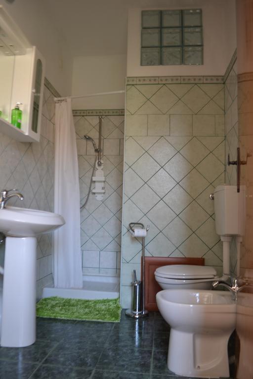 Bed&Breakfast Le petunie Bari Sardo Cameră foto