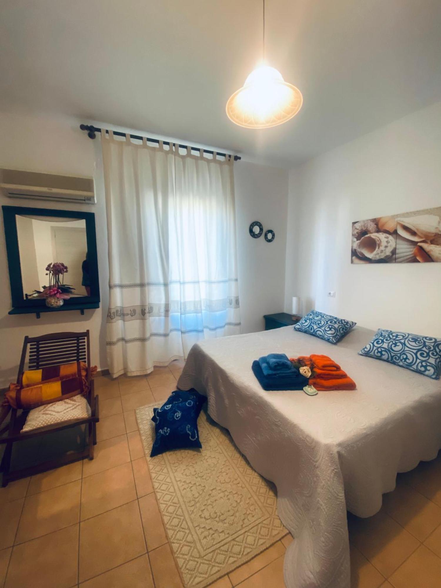 Bed&Breakfast Le petunie Bari Sardo Exterior foto
